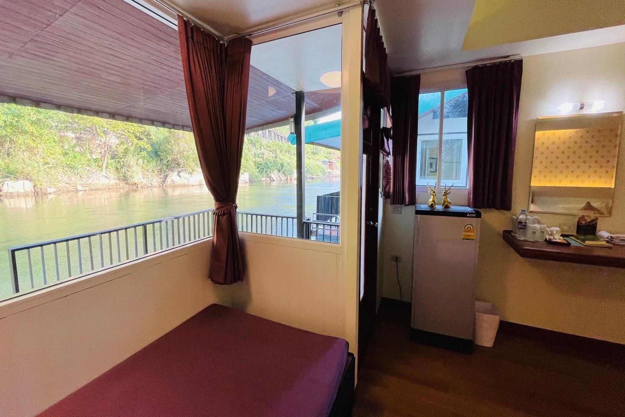 Baan Rim Kwai Paerimnam Resort Канчанабури Екстериор снимка
