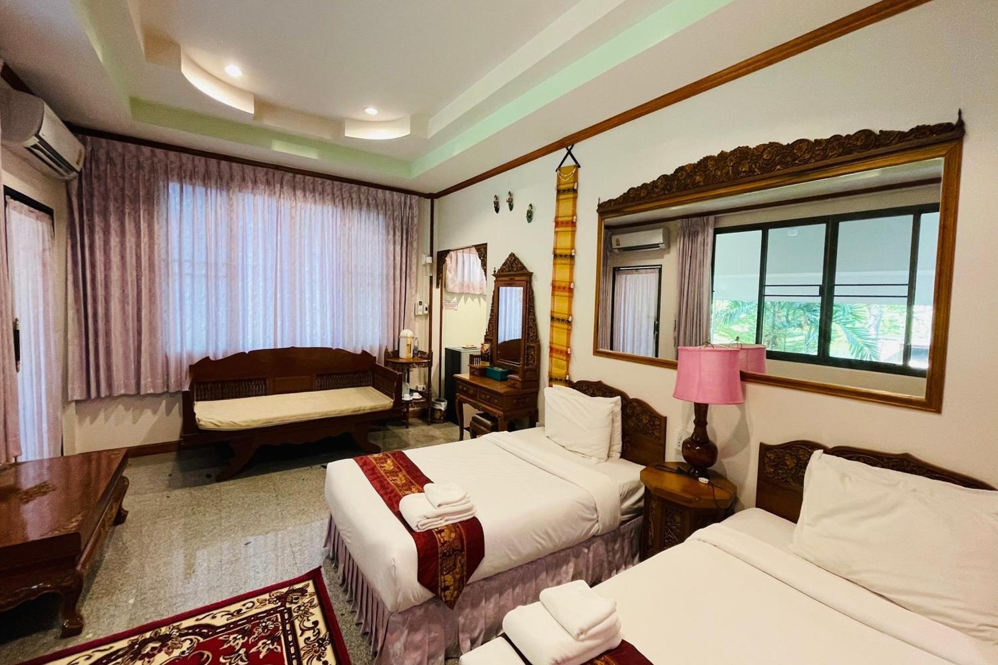 Baan Rim Kwai Paerimnam Resort Канчанабури Екстериор снимка