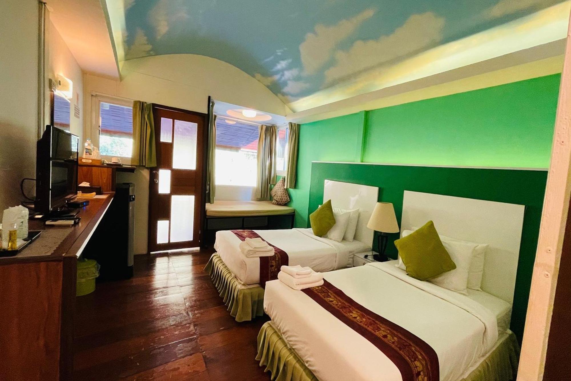 Baan Rim Kwai Paerimnam Resort Канчанабури Екстериор снимка