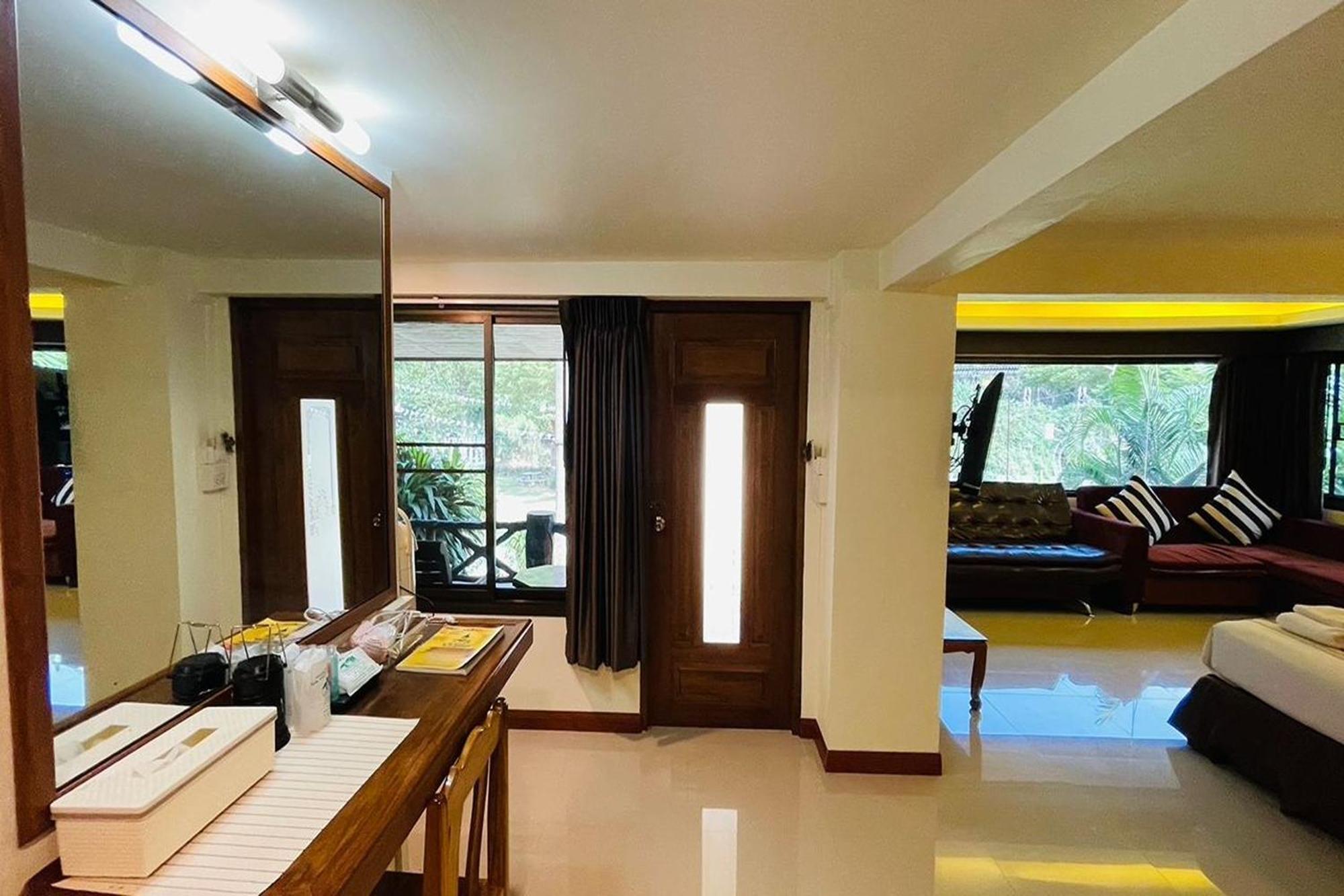 Baan Rim Kwai Paerimnam Resort Канчанабури Екстериор снимка